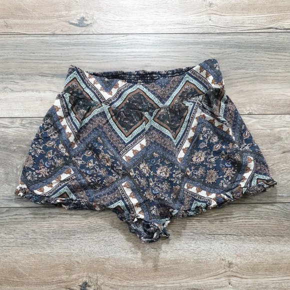 American Eagle Outfitters Pants - American Eagle Womens Shorts Small Culotte Colorful Casual Elastic Soft Viscos